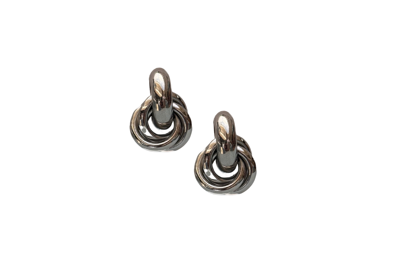 LUVERS - SILVER TRINITY STUDS