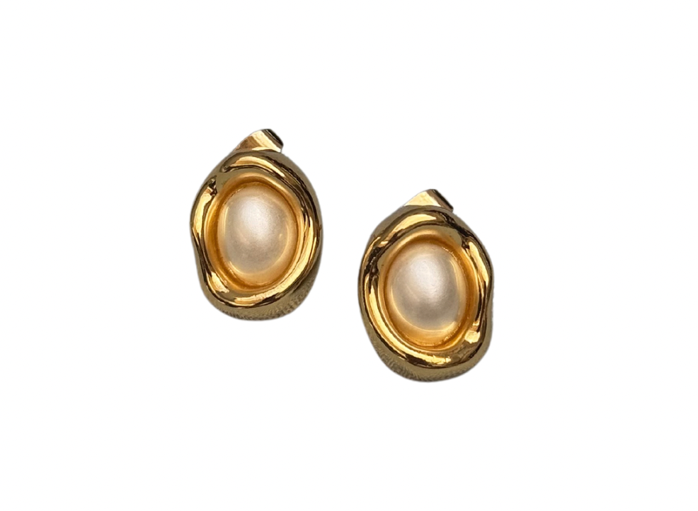 LUVERS - GOLD ROUND PEARL EARRINGS