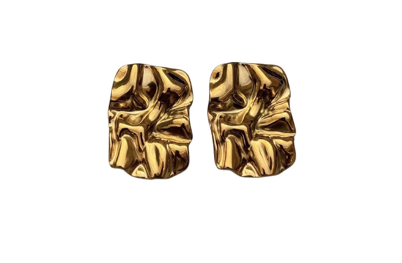 LUVERS - GOLD TEXTURED STUDS