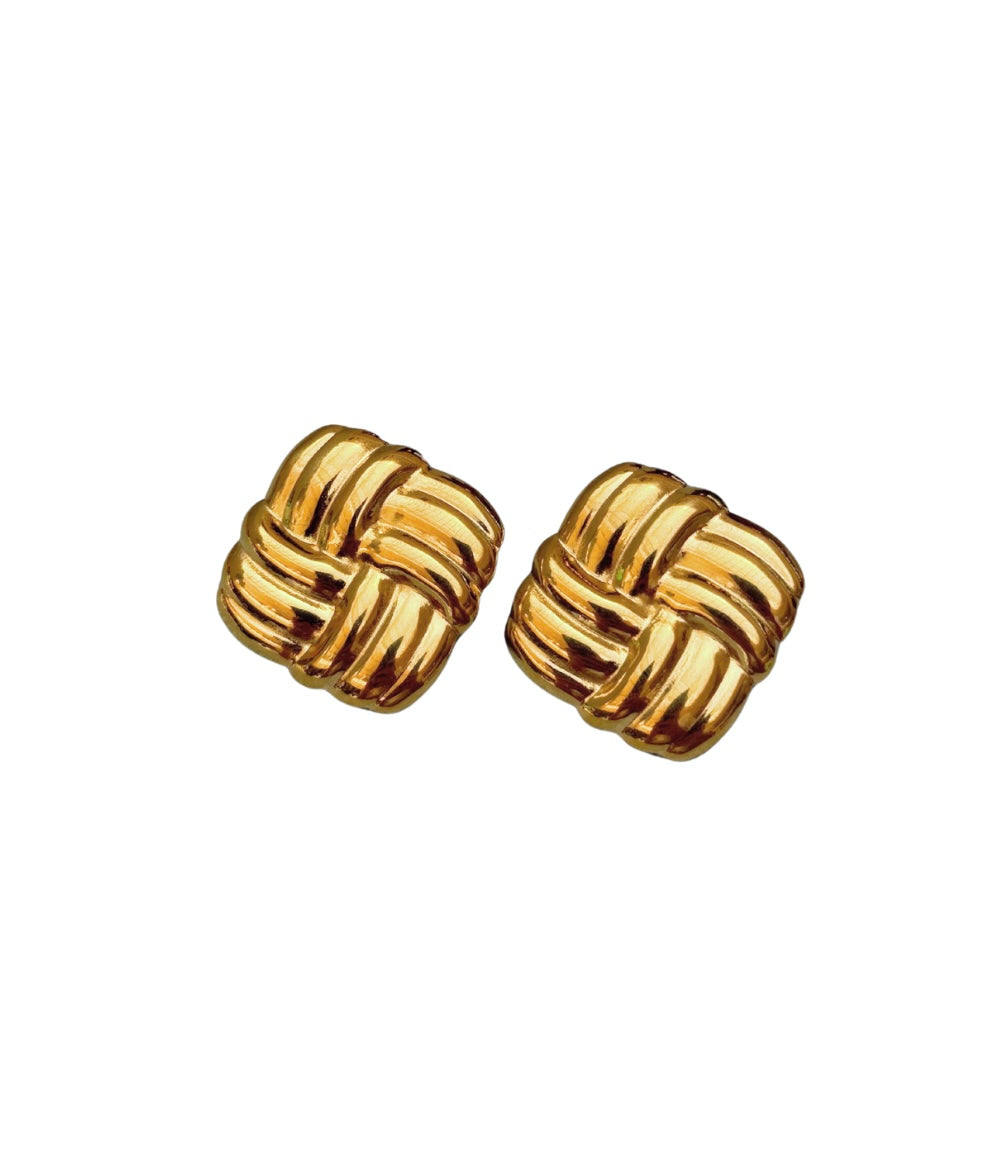 LUVERS - GOLD SQUARE STUDS