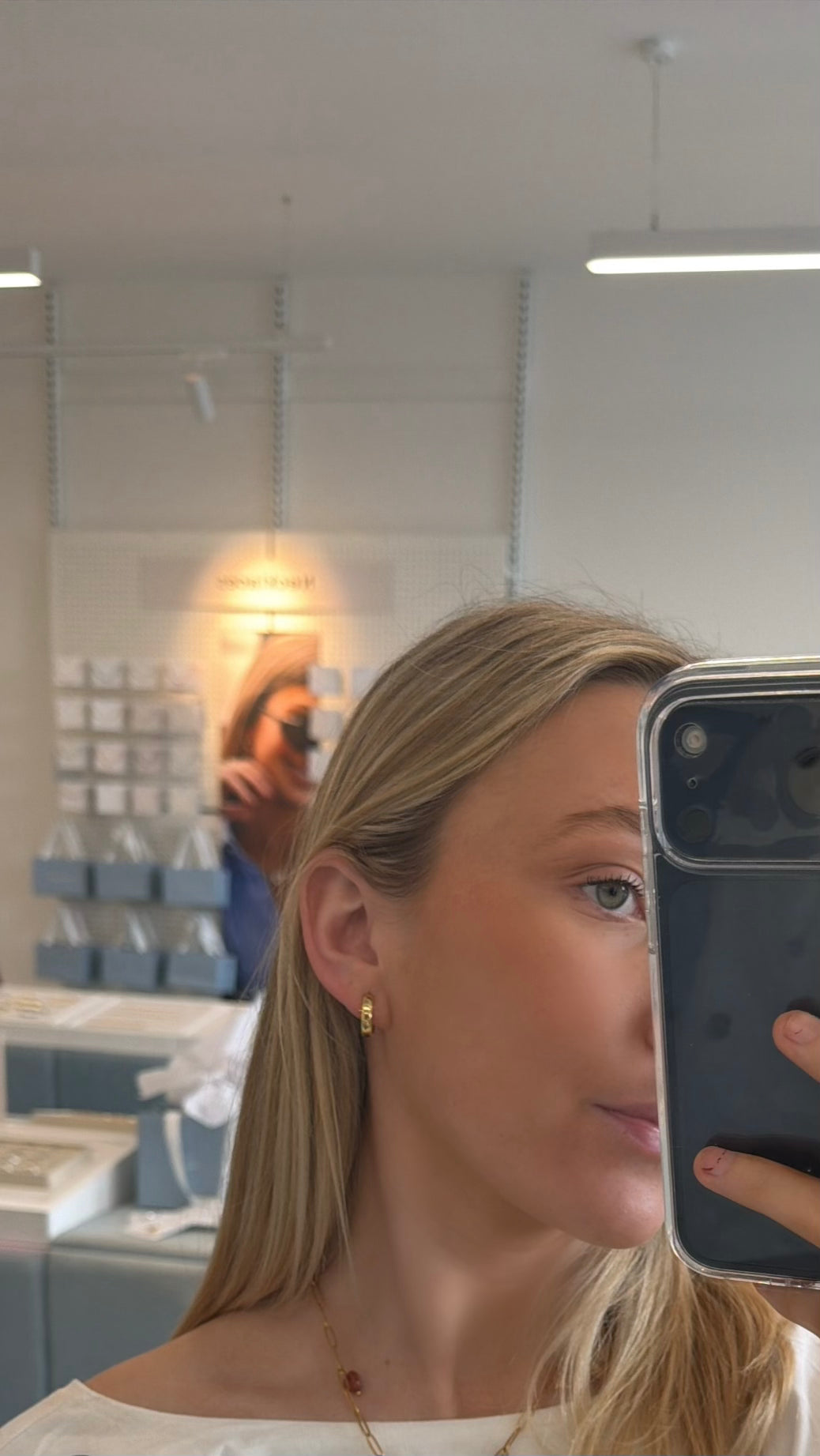 ALORA HUGGIES - Gold