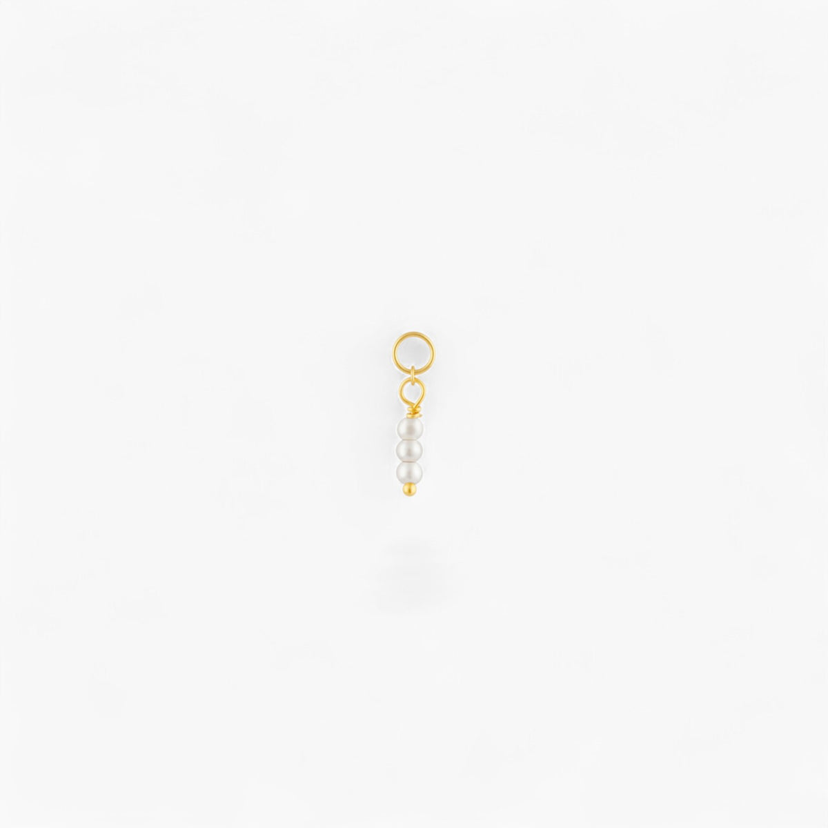 TRIPLE PEARL CHARM