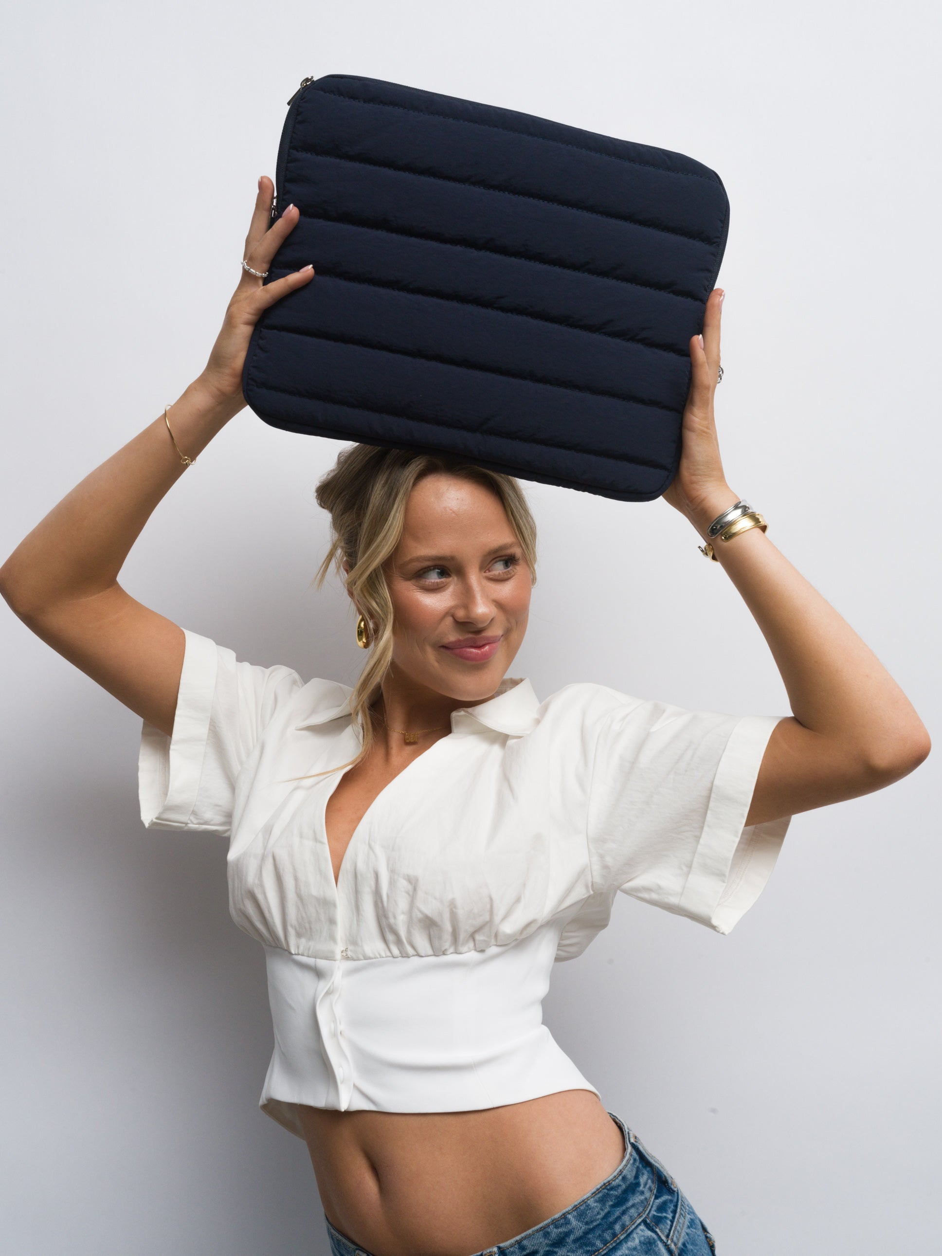 THE LAPTOP LUVER | Navy
