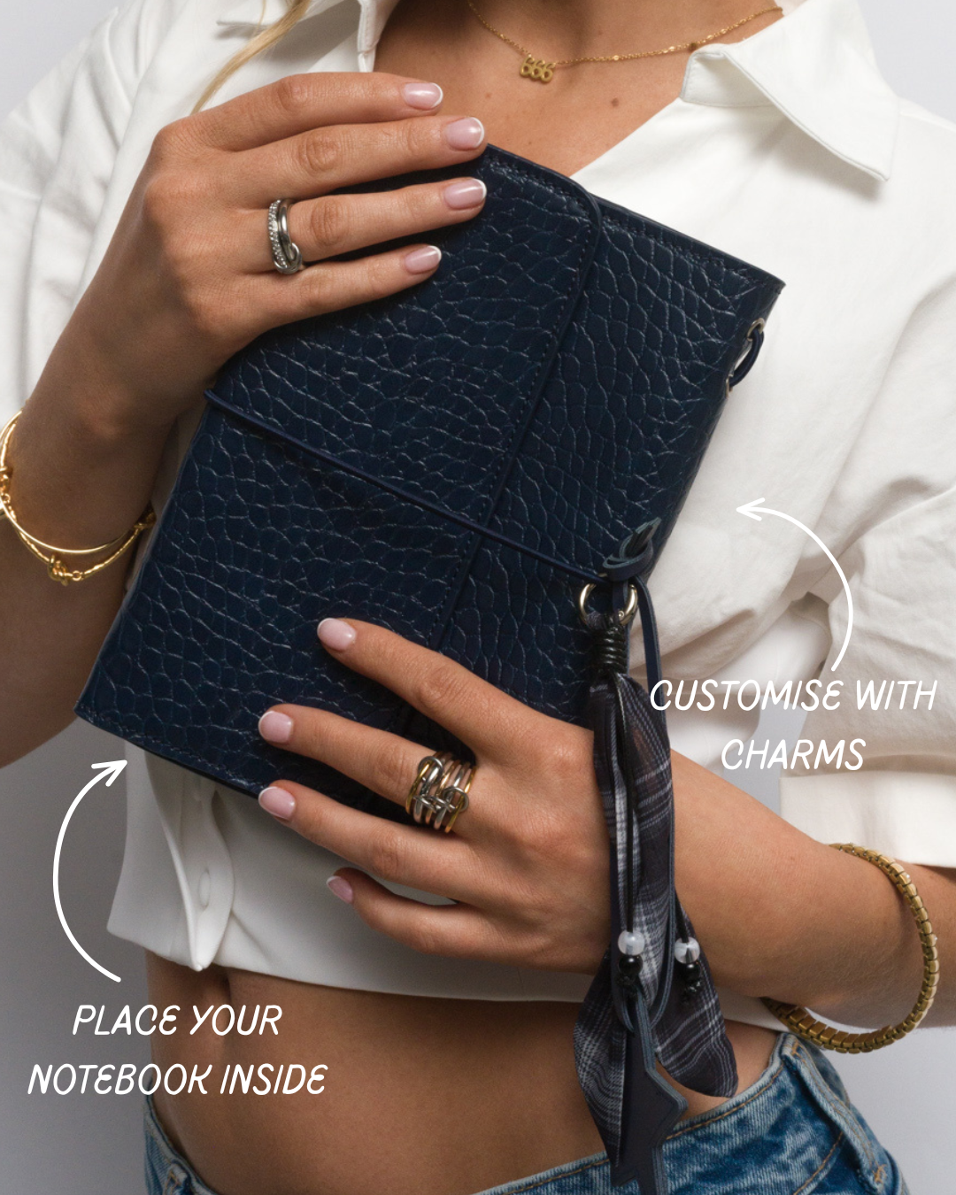 THE NOTETAKER | Navy