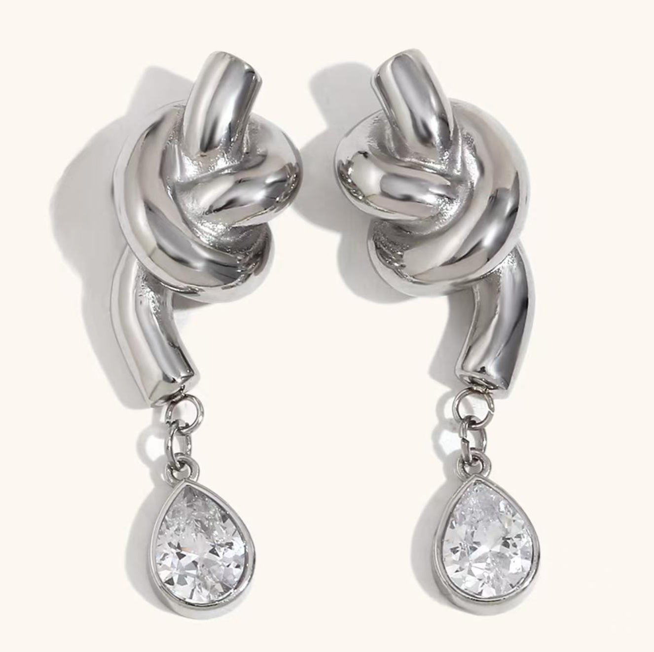 TIFFANY TWIST EARRINGS - Silver