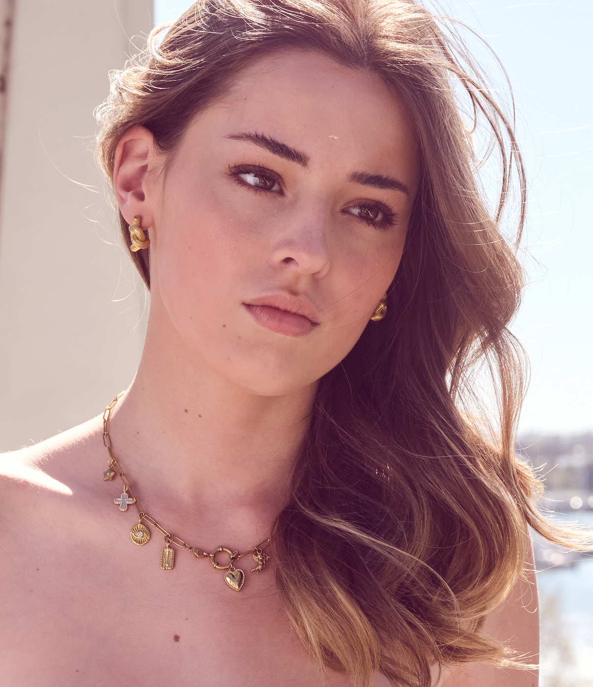 GOLD TIE STUDS - LUVERS