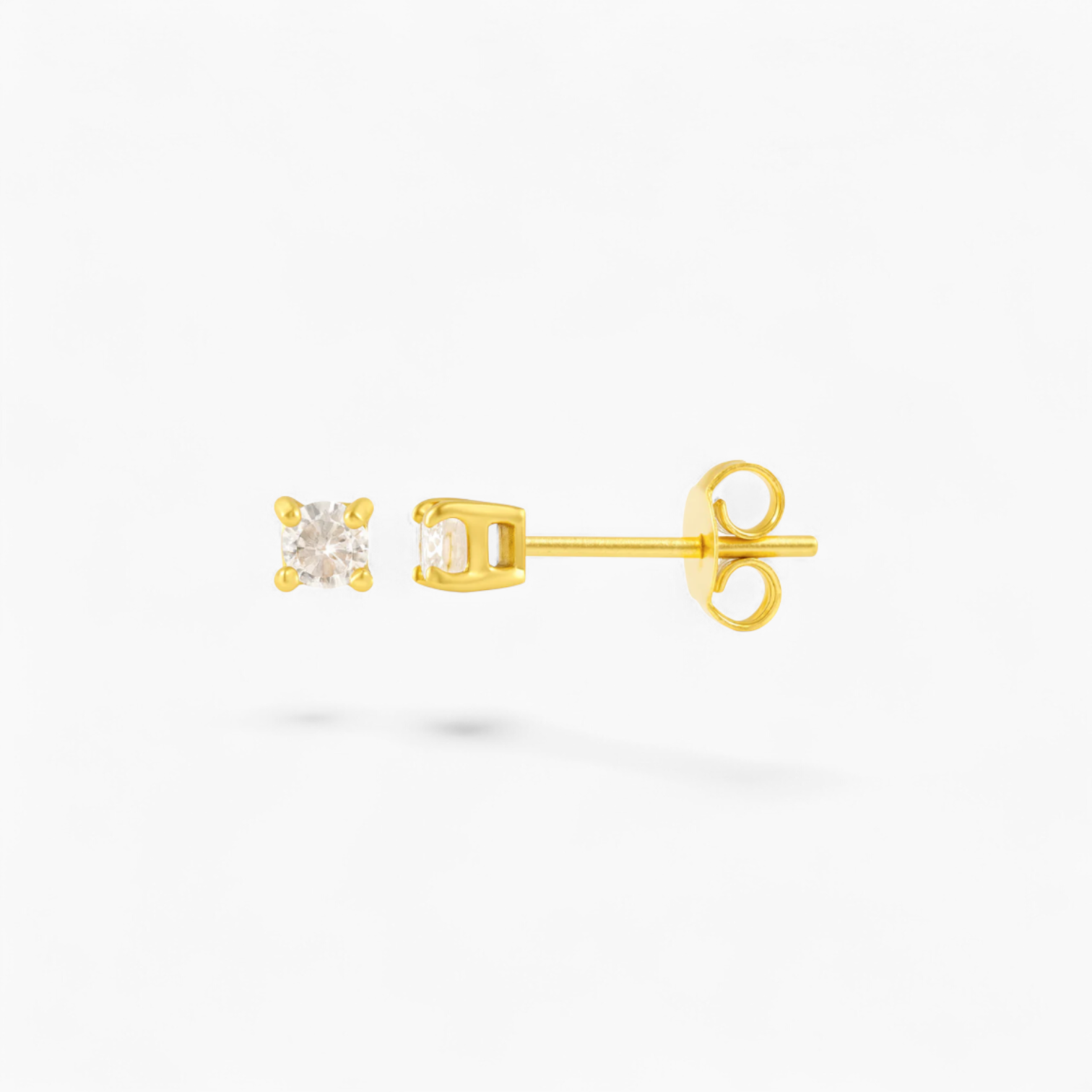 SMALL SQUARE DIAMANTÉ STUD - Gold
