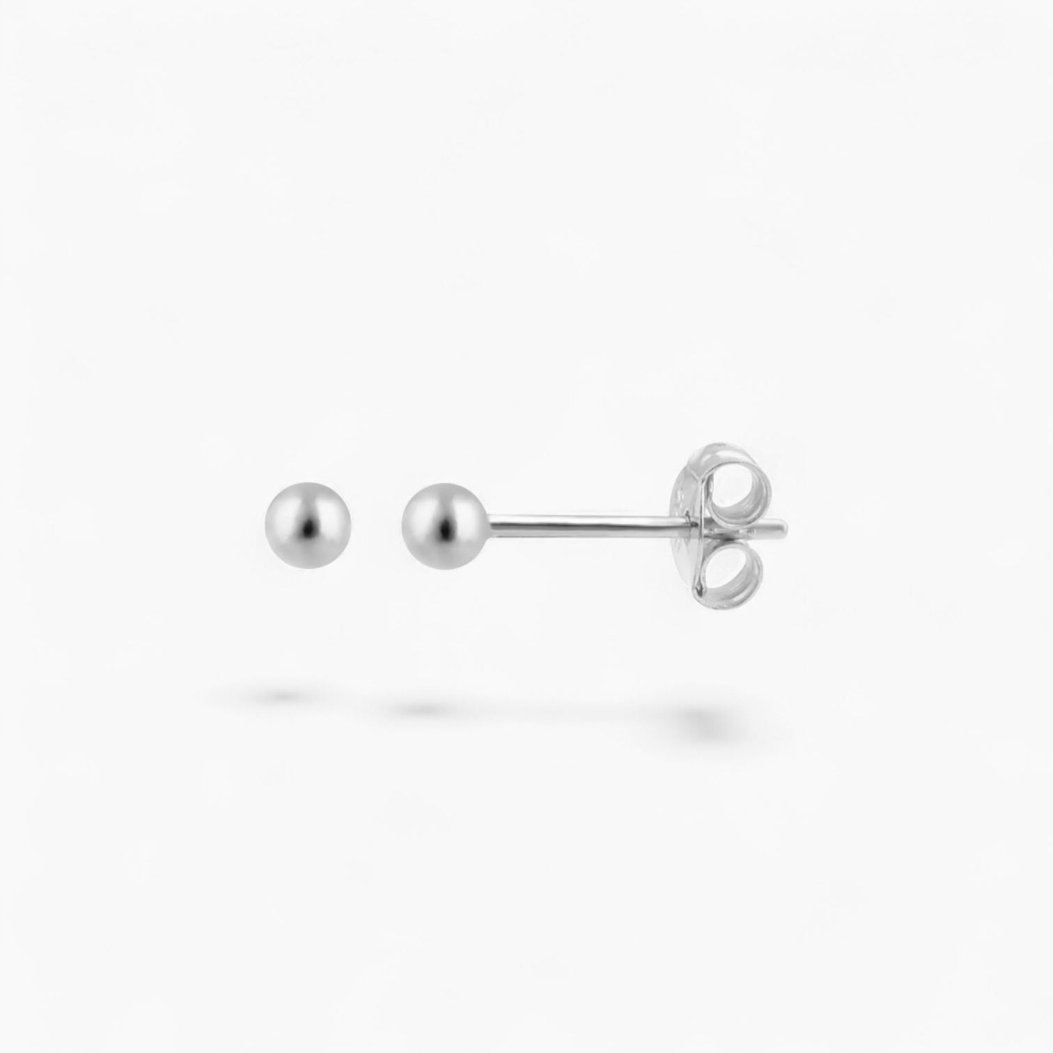 SMALL SPHERE STUDS - Silver