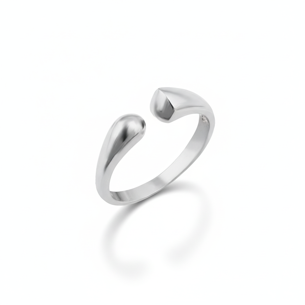 MATILDA RING - Sterling Silver Light Background