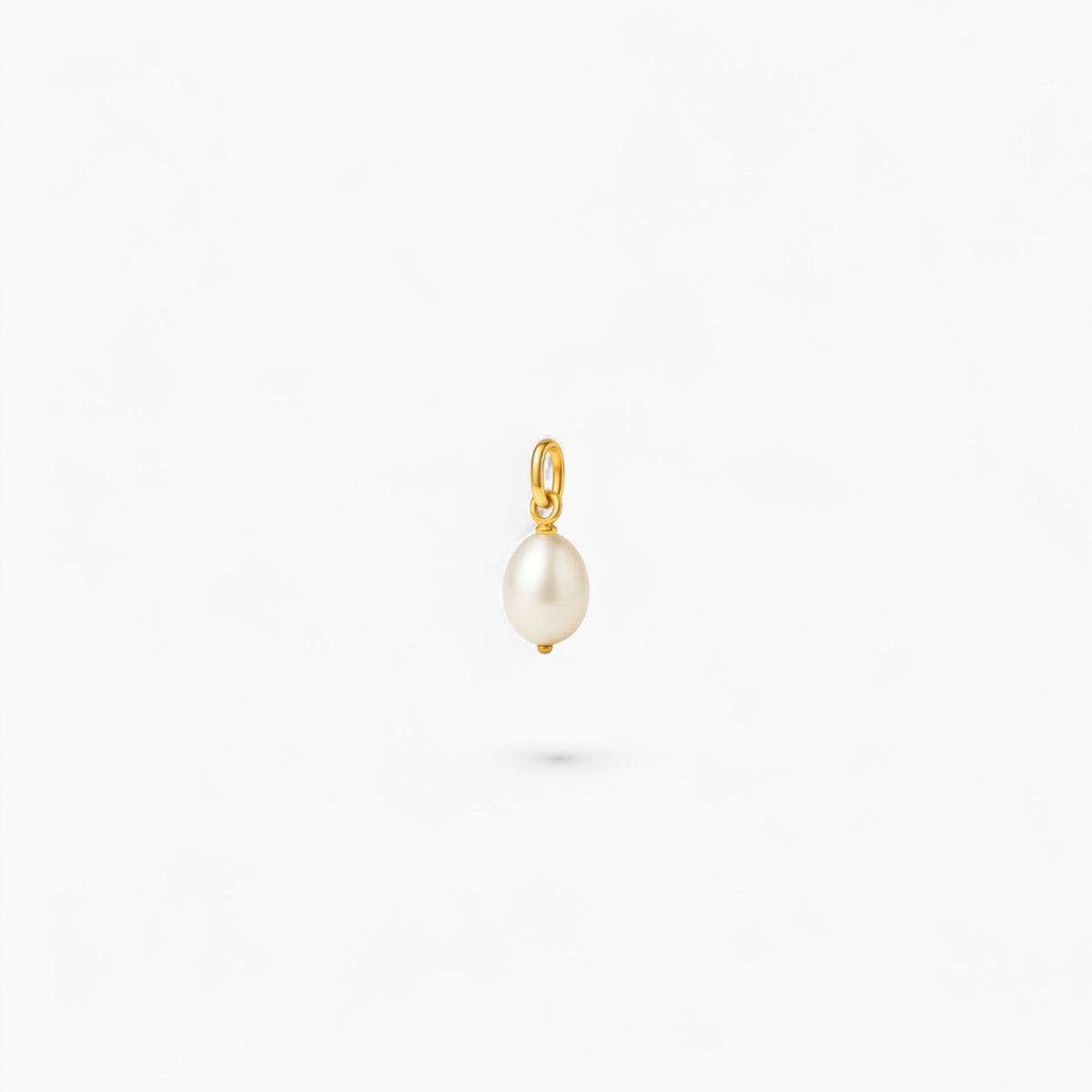 OVAL PEARL CHARM - 14k Gold