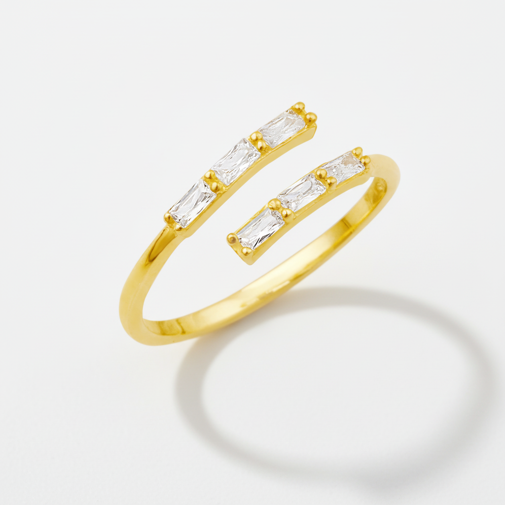 RAVELLO RING - White Backdrop